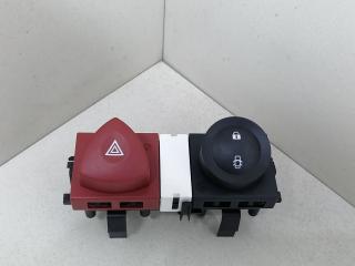 кнопка аварийной сигнализации Renault Megane 2 поколение BM0B 2003, 1.4 л., i, K4J 730, бензин, 5МКПП, серебристый, хетчбэк 5 дв., передний привод, 8200095493, 8200109723, 8200107808, 88040001, 88040002, 88040003