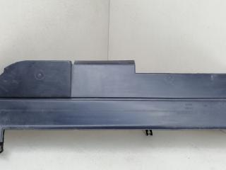 воздуховод (дефлектор) радиатора Renault Megane 2 поколение BM0B 2003, 1.4 л., i, K4J 730, бензин, 5МКПП, серебристый, хетчбэк 5 дв., передний привод, 8200154984