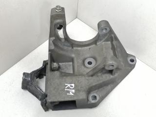 кронштейн двигателя Renault Megane 1 поколение DA0F 1997, 1.6 л., i, K7M 702, бензин, 5МКПП, синий, купе, передний привод, 7700271173