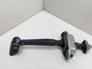 ограничитель открывания двери Skoda Octavia 2 поколение (A5) 1Z 2005, 1.9 л., TDi, BJB, дизель, 5МКПП, бежевый, хетчбэк 5 дв., передний привод, 1Z0837249