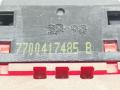 кнопка стеклоподъемника двери Renault Laguna 1 поколение B568 1998, 1.6 л., i, K4M 720, бензин, 5МКПП, зелёный, хетчбэк 5 дв., передний привод, 7700417485B - фото №4