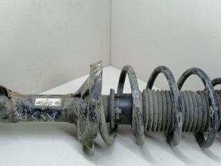 опора амортизатора верхняя (чашка) Volkswagen Polo 3 поколение 1998, 1.4 л., i, APQ, бензин, 5МКПП, зелёный, хетчбэк 5 дв., передний привод, 6N0413031J