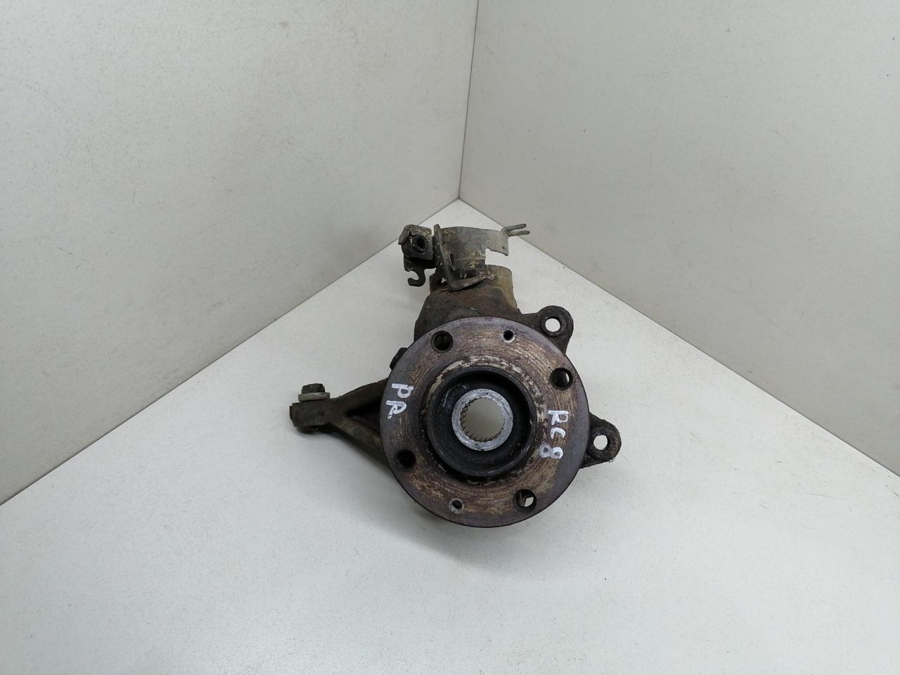 ступица передняя правая Citroen Xsara 1 поколение 1998, 1.9 л., D, DJY (XUD9A), дизель, 5МКПП, синий, хетчбэк 5 дв., передний привод, 330785 - фото №1