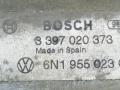 механизм стеклоочистителя (трапеция дворников) Volkswagen Polo 3 поколение 1998, 1.4 л., i, APQ, бензин, 5МКПП, зелёный, хетчбэк 5 дв., передний привод, BOSCH, 3397020373, 6N1955023C - фото №3
