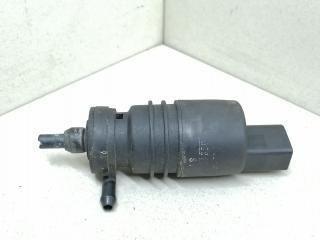 насос (моторчик) омывателя стекла Volkswagen Passat B5 3B5 1997, 1.9 л., TDi, AHU, дизель, 5МКПП, серебристый, седан, передний привод, 1J5955651