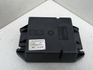 блок управления светом Renault Safrane 1 поколение [рестайлинг] B54G 1999, 2.2 л., TD, G8T 740, дизель, 5МКПП, синий, хетчбэк 5 дв., передний привод, 7700413523