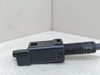 датчик педали сцепления Volkswagen Passat B5 3B5 1997, 1.9 л., TDi, AHU, дизель, 5МКПП, серебристый, седан, передний привод, 811907343B