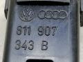 датчик педали сцепления Volkswagen Passat B5 3B5 1997, 1.9 л., TDi, AHU, дизель, 5МКПП, серебристый, седан, передний привод, 811907343B - фото №4