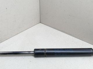 амортизатор крышки багажника (3-5 двери) Volkswagen Passat B5 3B5 1997, 1.9 л., TDi, AHU, дизель, 5МКПП, серебристый, седан, передний привод, 8D5827552C
