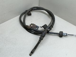 трос ручника Hyundai i30 1 поколение 2009, 1.6 л., CRDi, дизель, 5МКПП, серебристый, хетчбэк 5 дв., передний привод, 2R300-0A04