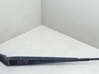 щеткодержатель (поводок стеклоочистителя, дворник) Hyundai i30 1 поколение 2010, 1.6 л., CRDi, дизель, 6МКПП, серебристый, хетчбэк 5 дв., передний привод, 42001-120