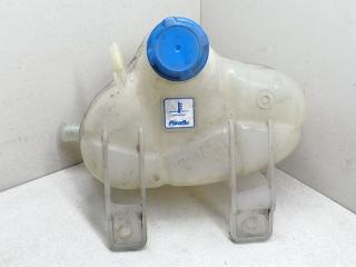 бачок расширительный Fiat Grande Punto 1 поколение 2006, 1.3 л., дизель, 5МКПП, салатовый, хетчбэк 5 дв., передний привод, 55700508