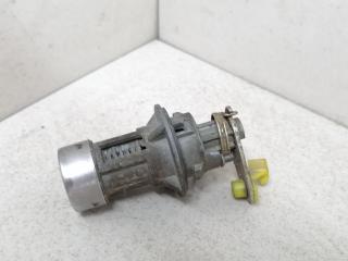 Личинка замка крышки багажника Mitsubishi Lancer 6 поколение CB4A 1993, 1.6 л., i, 4G92 (SOHC 16V), бензин, 5МКПП, синий, седан, передний привод, MR101460