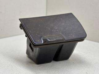 пепельница Toyota Mark II 7 поколение X90 1994, 2.5 л., i, 1JZ-GE, бензин, АКПП, белый, седан, полный привод, правый руль, 74130-22130, 74130-22140, 74130-22150