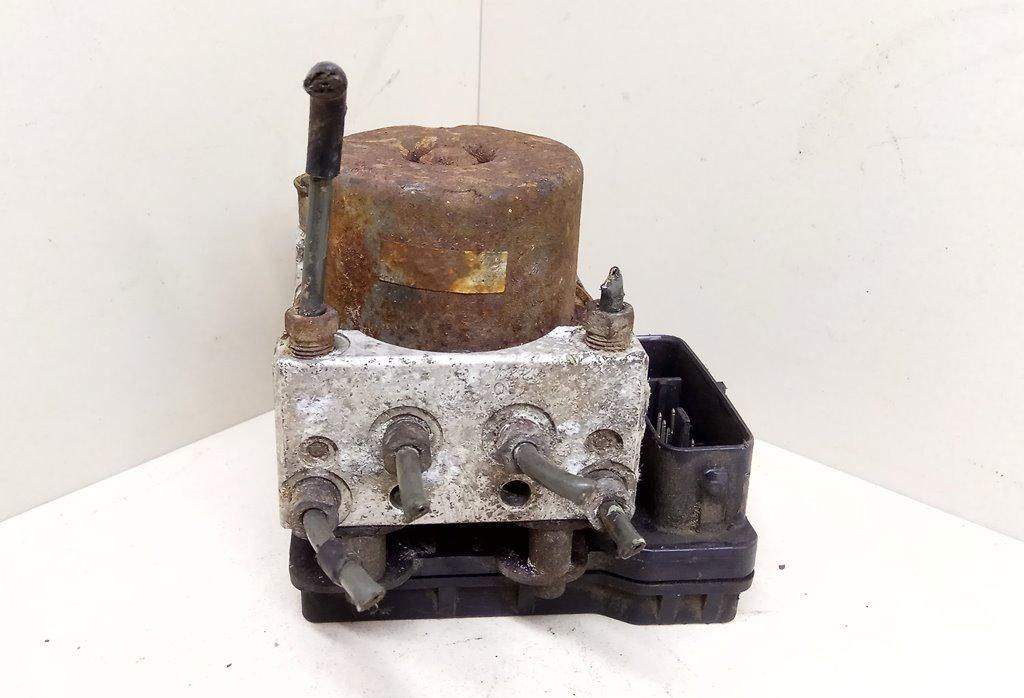 блок ABS Mazda 6 GG 2003, MD9A2W2H07A, 20590-45, VISTEON - фото №1