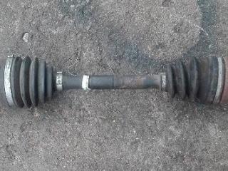 полуось передняя правая (приводной вал, ШРУС) Hyundai Tucson 1 поколение 2006, 2.7 л., i, бензин, 49500-2E810