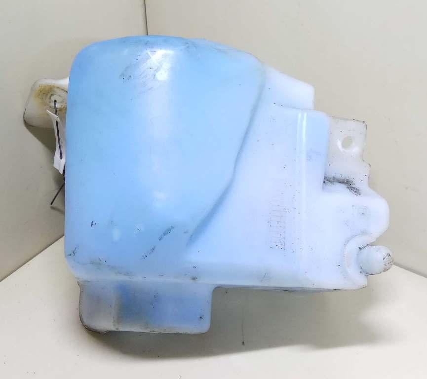 бачок омывателя Daihatsu Sirion 1 поколение M100 2000, 1.0 л., i, EJ-VE, бензин, МКПП, зеленый перламутр, хетчбэк 5 дв., передний привод - фото №1