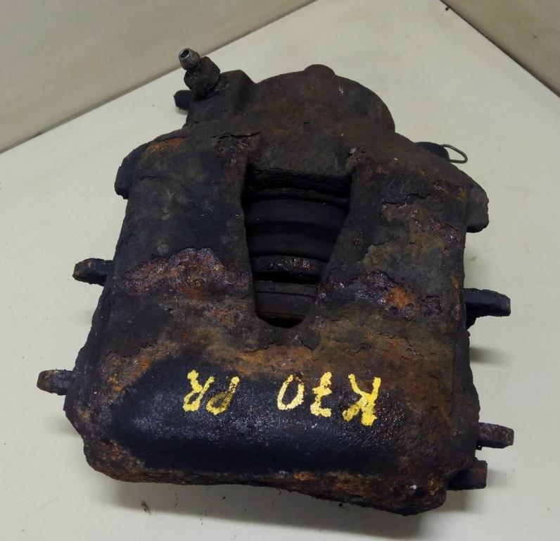 суппорт передний правый Volkswagen Bora 1 поколение 2001, 1.6 л., i, AZD, бензин, 5МКПП, серебристый, универсал, передний привод, 1K0615124D - фото №1