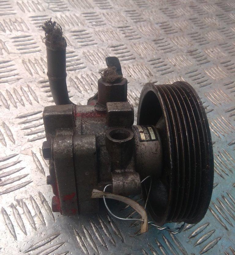 насос гидроусилителя руля Hyundai Santa Fe 1 поколение (SM) 2002, 2.0 л., TDi, дизель, 57100-26300 - фото №1