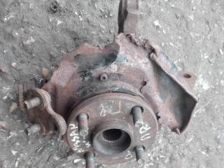 кулак поворотный правый Nissan Primera P10 1996, универсал