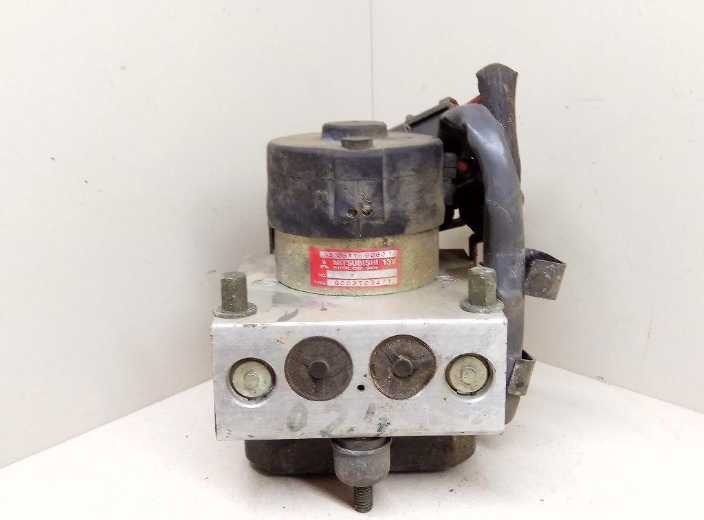 блок ABS Mitsubishi Galant 7 поколение 1996, 2.0 л., i, бензин, MR205355, AC0440-1636, Q003T05471, A510511-90601 - фото №1