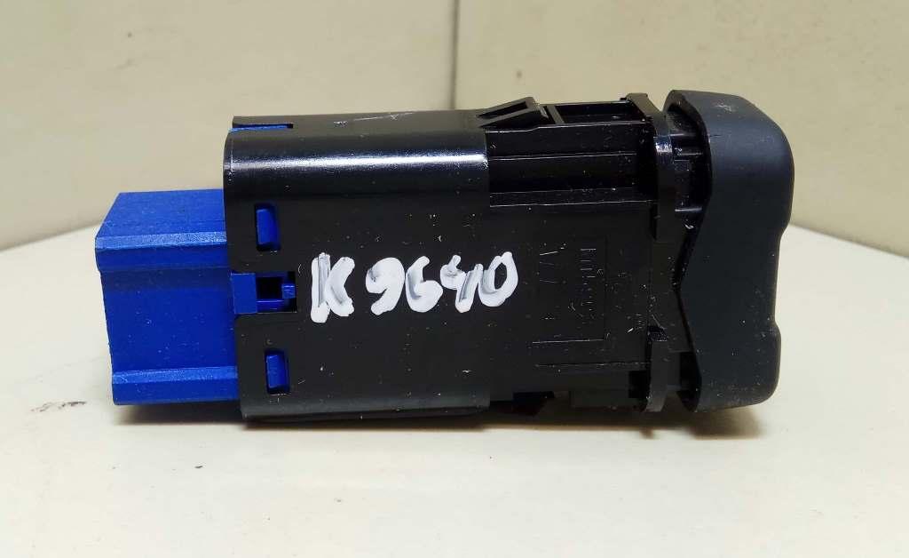 кнопка обогрева сидений Honda Pilot 1 поколение 2004, 3.5 л., i, J35A4, бензин, АКПП, бежевый, внедорожник 5 дв., полный привод, M15994 - фото №1