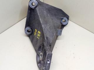 кронштейн двигателя Volvo S80 1 поколение 2000, 2.5 л., D 5252 T, дизель, МКПП, синий, седан, передний привод, 9209961, VOLVO