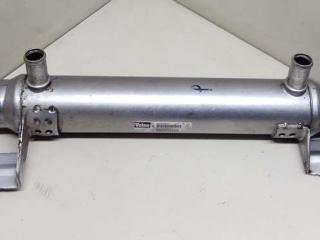 теплообменник масляного фильтра Citroen C5 1 поколение 2001, 2.2 л., HDi, 4HX (DW12TED4/FAP), дизель, 5МКПП, серебристый, универсал, передний привод, 9637969480