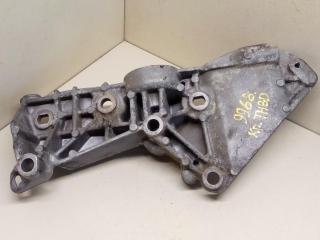 кронштейн двигателя Renault Megane 2 поколение [рестайлинг] 2007, 1.5 л., дизель, МКПП, серый, универсал, передний привод, 8200365097