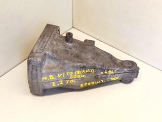 кронштейн двигателя Mercedes-Benz Vito W639 2006, 2.2 л., TDi, дизель, 646, A6462230804