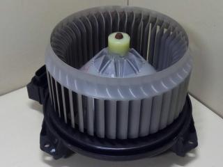моторчик печки Toyota Yaris XP9 2006, 1.4 л., 1ND-TV, дизель, 5МКПП, серебристый, хетчбэк 3 дв., передний привод, AV2727000311, 87103-0D100