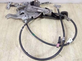 рычаг ручного тормоза (ручника) Toyota Prius 2 поколение 2005, 1.5 л., бензин, АКПП, черный, хетчбэк 5 дв., передний привод, 4620047030, 4641047030