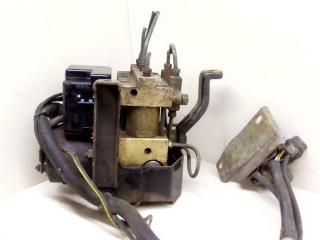 блок ABS Mitsubishi Space Wagon 2 поколение (Typ N30/N40) 1994, 2.0 л., D, дизель, MB668870, 11000030300