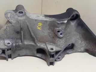 кронштейн генератора Renault Megane 2 поколение 2005, 1.9 л., F9Q 800, дизель, МКПП, серый, универсал, передний привод, 8200100148