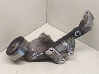 кронштейн двигателя Kia Sorento 1 поколение 2004, 2.5 л., CRDi, D4CB, дизель, МКПП, серебристый, внедорожник 5 дв., полный подключаемый привод