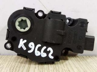 моторчик заслонки печки Mercedes-Benz R-Класс W251 V251.165 2006, 3.5 л., i, M 272.967, бензин, АКПП, бордовый, минивэн, полный привод, EFB336
