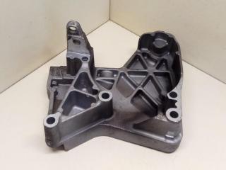 кронштейн двигателя Renault Megane 2 поколение [рестайлинг] 2007, 1.5 л., дизель, МКПП, серый, универсал, передний привод, 8200293844