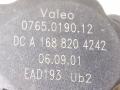 моторчик заслонки печки Mercedes-Benz A-Класс W168 V168.109 2001, 1.7 л., CDi, OM 668.942, дизель, 5МКПП, красный, хетчбэк 5 дв., передний привод, A1688204242, VALEO - фото №4