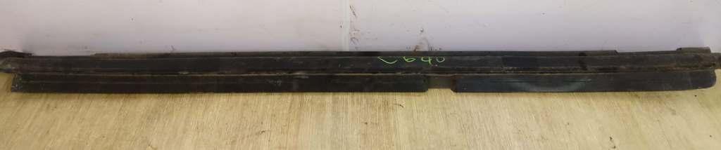 накладка на порог Honda Pilot 1 поколение 2004, 3.5 л., i, J35A4, бензин, АКПП, бежевый, внедорожник 5 дв., полный привод, 71800S9VA, 71800-S9V-A00ZA - фото №1