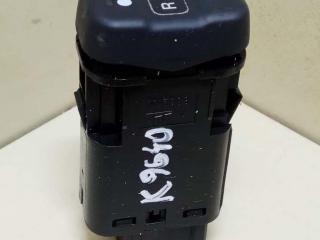 кнопка обогрева сидений Honda Pilot 1 поколение 2004, 3.5 л., i, J35A4, бензин, АКПП, бежевый, внедорожник 5 дв., полный привод, M15994