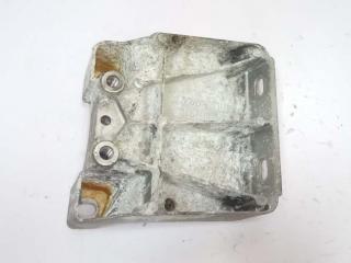 кронштейн двигателя BMW 5 серия E60/E61 2004, 2.5 л., i, M54 B25 (256S5), бензин, АКПП, серый, седан, задний привод, 70105935161