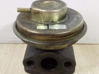 клапан EGR Nissan Primera P11 2000, 2.0 л., CD20T, дизель, МКПП, зеленый, хетчбэк 5 дв., передний привод, 147102J600