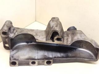 кронштейн двигателя Renault Espace 4 поколение 2004, 2.2 л., дизель, МКПП, минивэн, передний привод, 8200140436