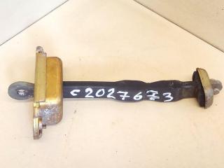 ограничитель открывания двери Volvo V40 1 поколение [рестайлинг] 2002, 1.9 л., D 4192 T3, дизель, 5МКПП, универсал, передний привод, 30652143