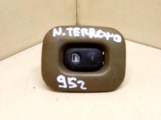 кнопка стеклоподъемника двери задней Nissan Terrano WD21 1995
