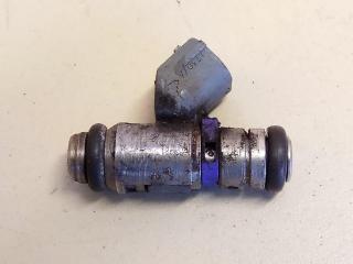 форсунка Volkswagen Bora 1 поколение 2001, 1.6 л., i, AZD, бензин, 5МКПП, серебристый, универсал, передний привод, 360317