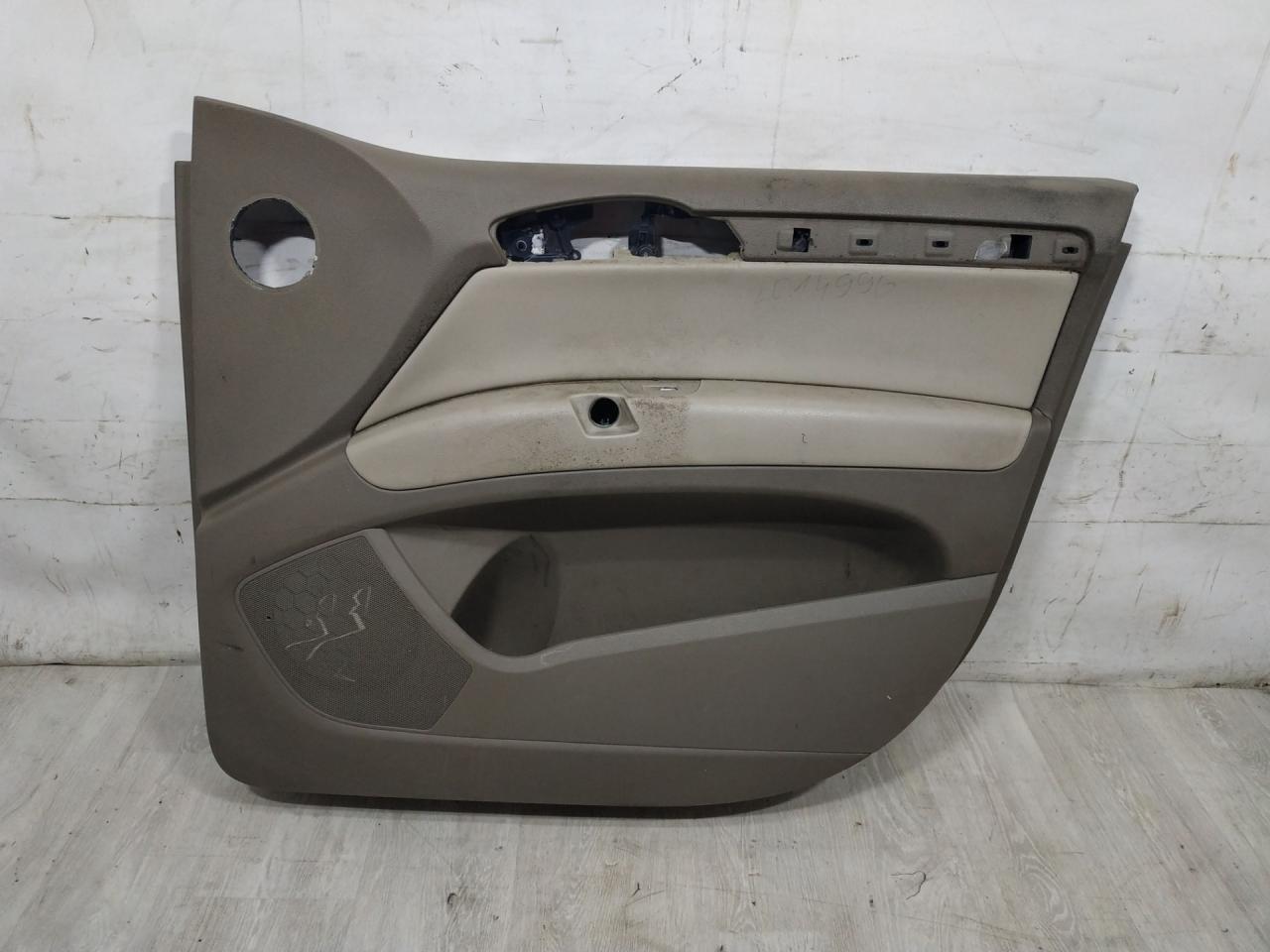 обшивка двери передняя правая Audi Q7 4L 2007, 3.6 л., i, BHK, бензин, АКПП, белый, внедорожник 5 дв., полный привод, 4L1867103RWFF - фото №1