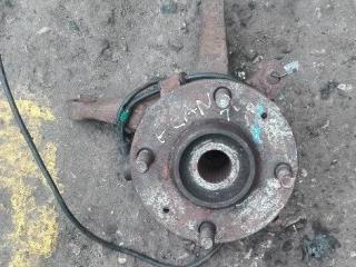 кулак поворотный правый Hyundai Elantra XD 2002