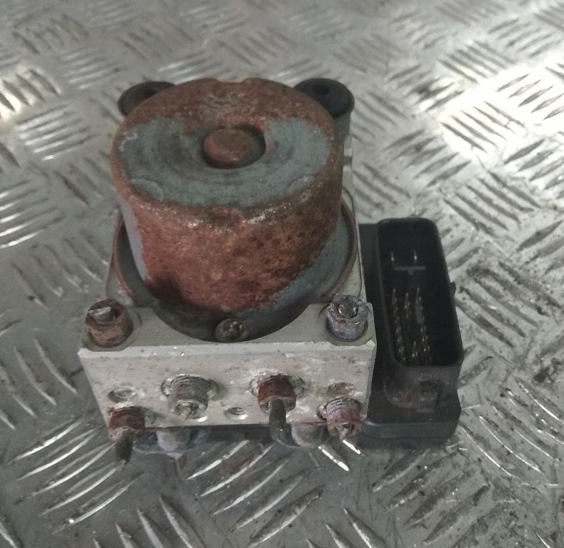 блок ABS Mitsubishi Outlander 1 поколение 2004, MB4-4WDE-3X07-1 - фото №1