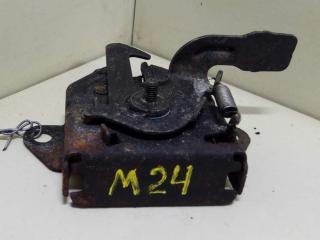 замок капота Mazda 323F BA 1996, 1.5 л., i, Z5-DE, бензин, МКПП, зеленый, хетчбэк 5 дв., передний привод, BC1D5662X